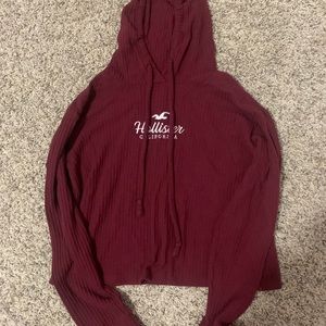 hollister hoodie, very comfy slightly worn ,